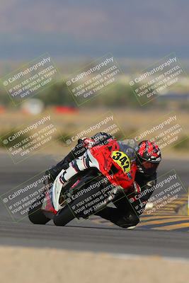 media/Sep-10-2023-SoCal Trackdays (Sun) [[6b4faecef6]]/Turn 11 (725am)/